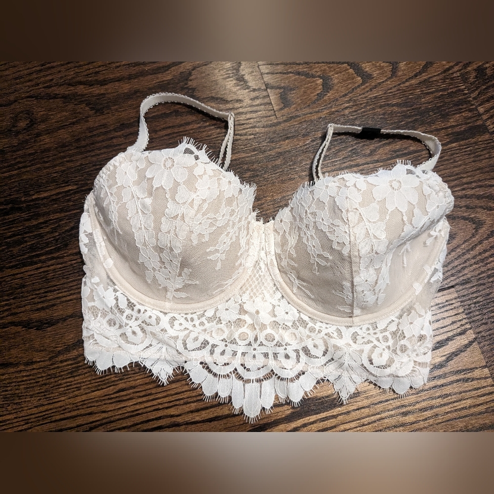 Victoria's Secret 34DD